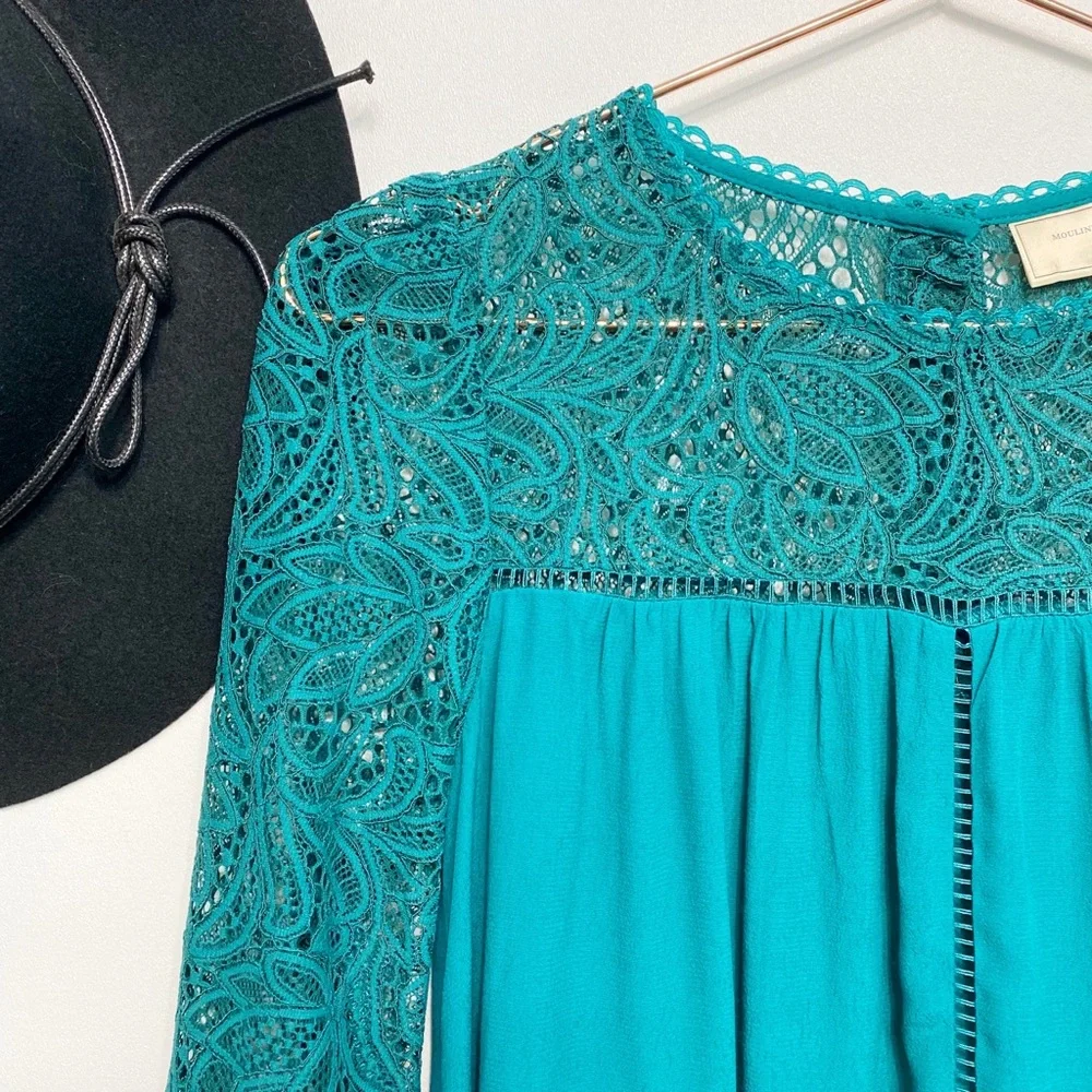 anthro | moulinette soeurs lace cloaked emerald green blouse 2 petite